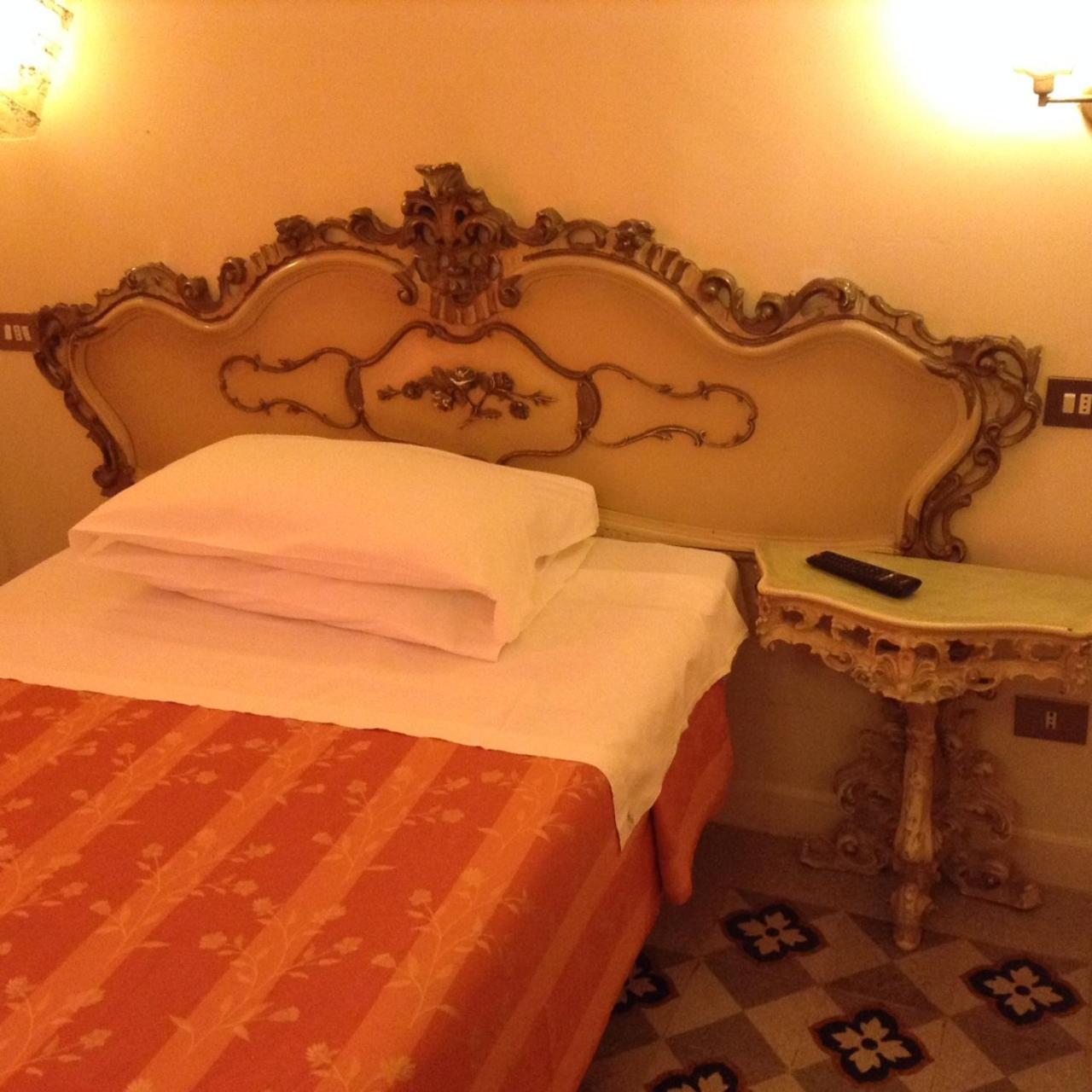 Maison De Marta Rome Room photo