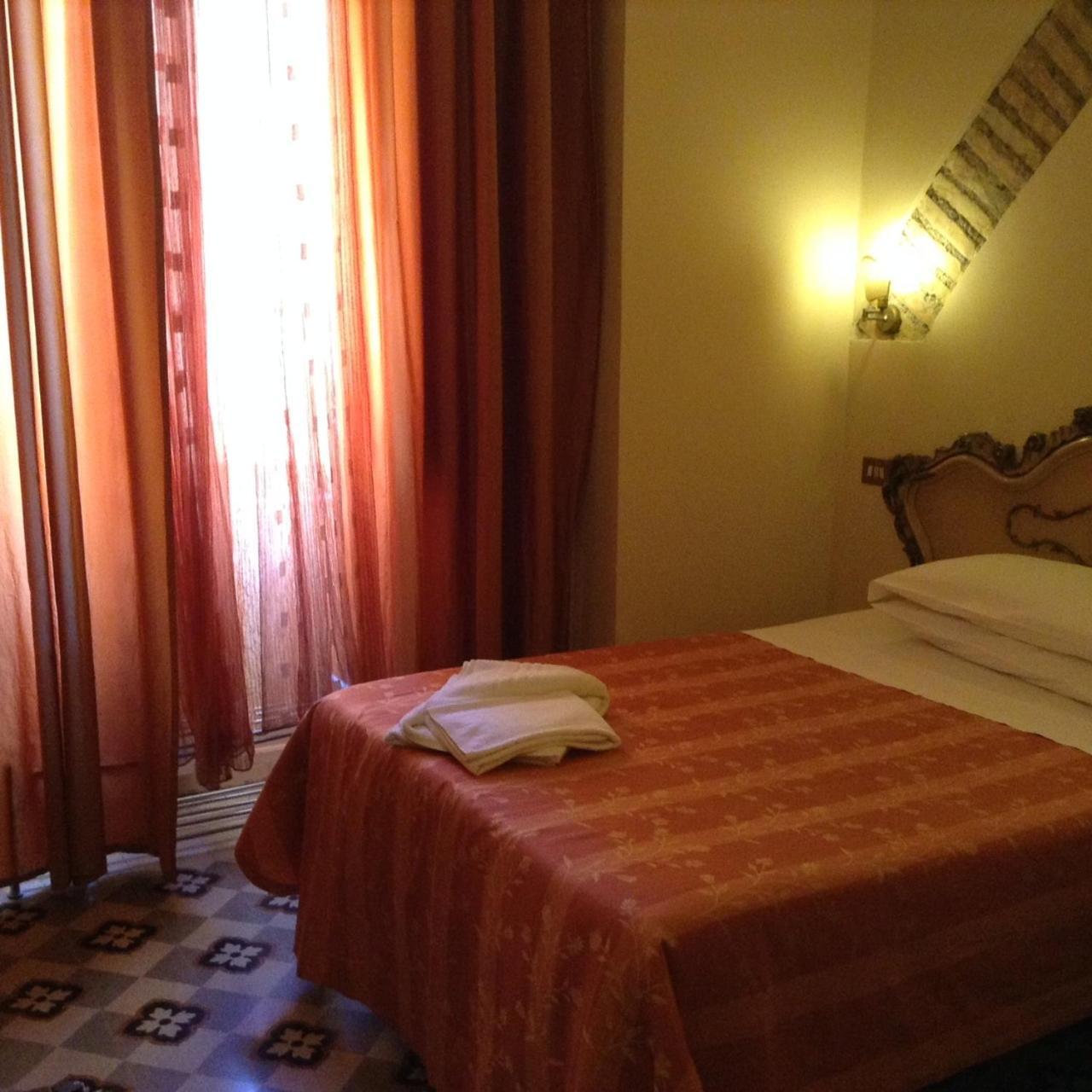 Maison De Marta Rome Room photo